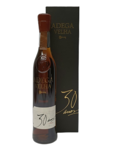 Aguardente Adega Velha 30 Anos
